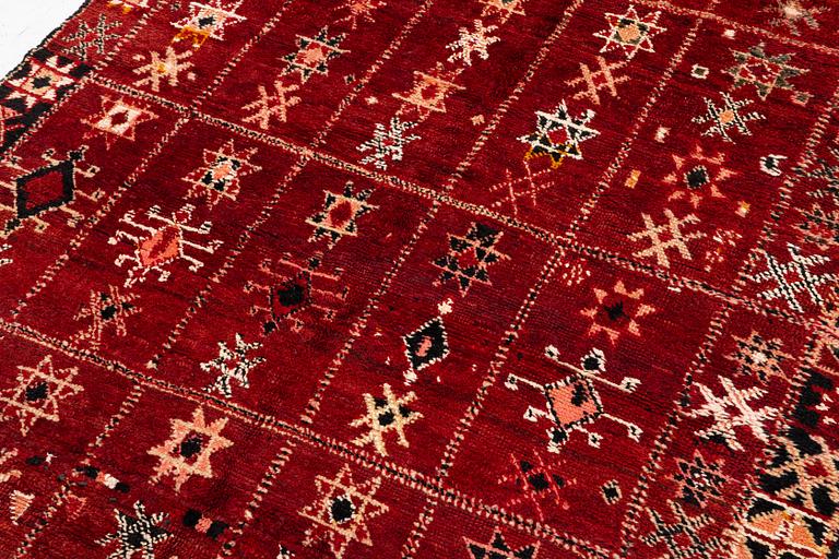 Matta, semiantik, Marocko, 270 x 185 cm.