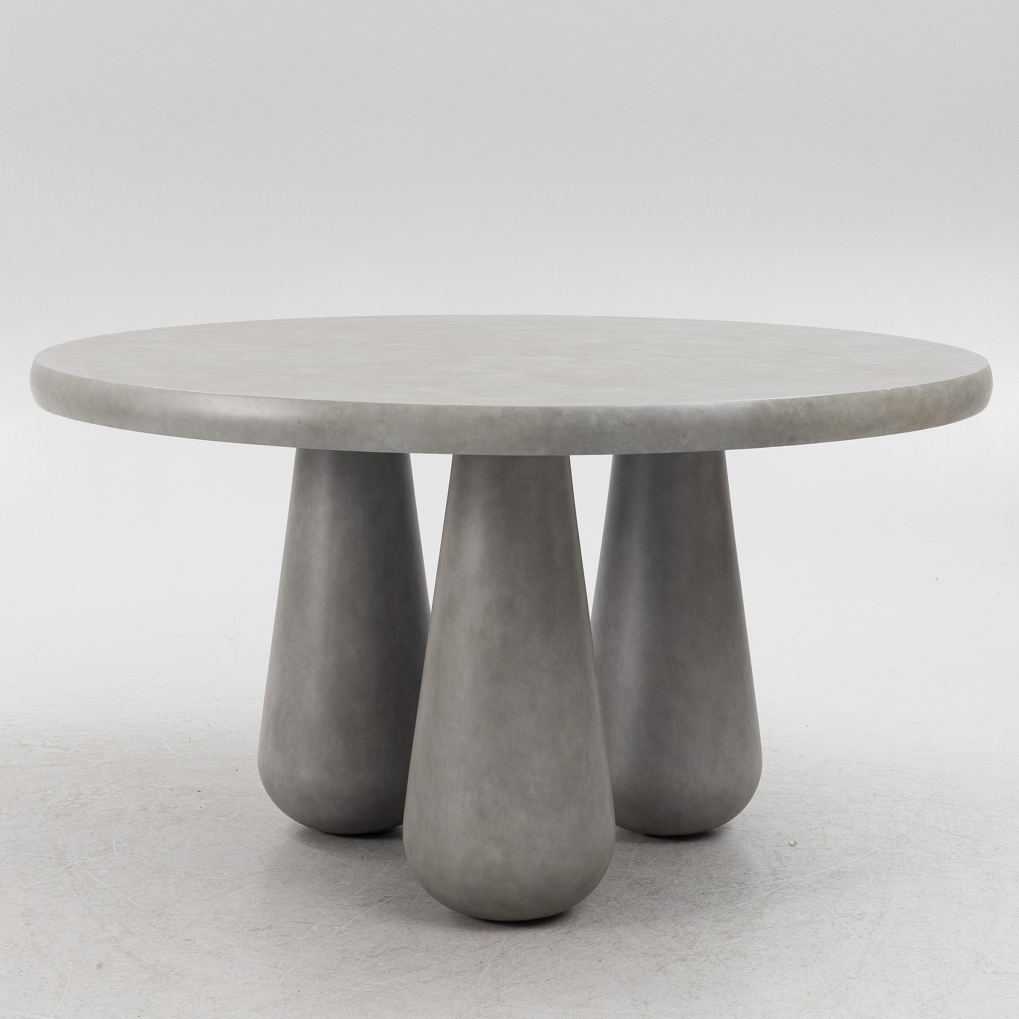 Edin & Lina Kjellvertz, Matbord, "Concrete Dining Table", Dusty Deco.