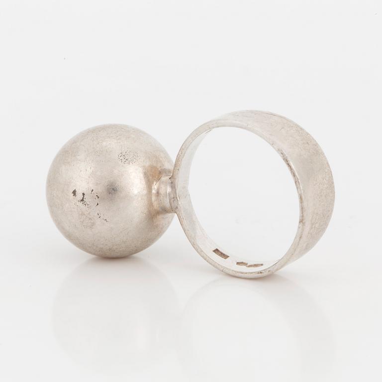 GERT THYSELL, Ring, silver.