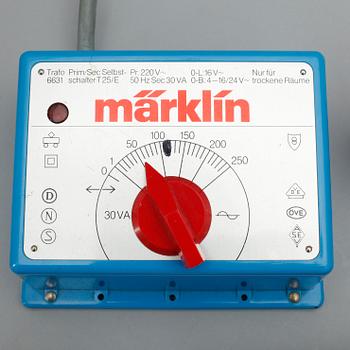 PARTI MÄRKLIN, lok, räls, transformator och vagnar.