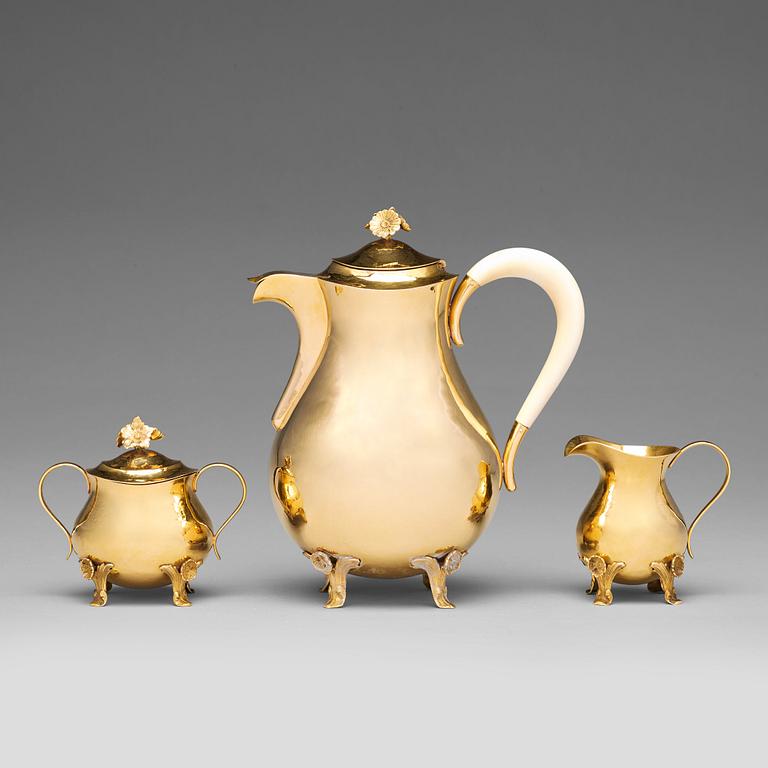 A Swedish rococo-style gold coffee-set, mark of Gustaf Schönning, Stockholm 1967.