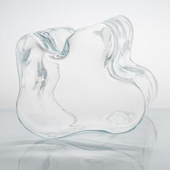 Alvar Aalto, vas 3031, signerad Alvar Aalto 12/1996.