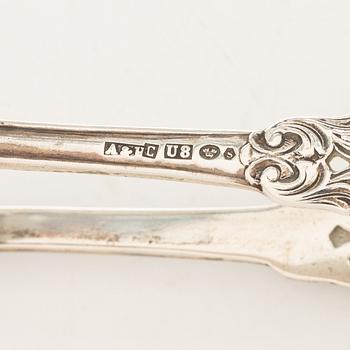 A Swedish silver sugar box, mark of Nils Leonard Dahlström & Co, Örebro 1921.