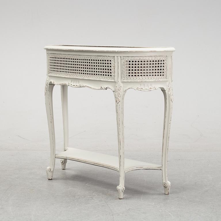 Blombord, rokokostil, från omkring år 1900.