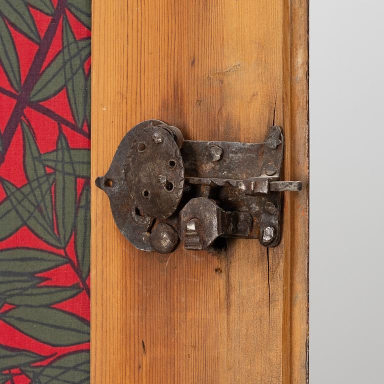 A Swedish folk art cabinet from Järvsö Hälsingland, early 19th century.