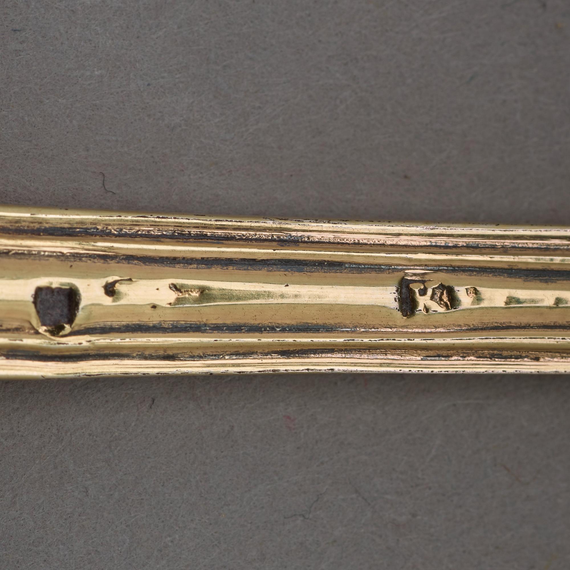 Resebestick i originalschatull, förgyllt silver, otydlig mästarstämpel, Paris 1798-1809.