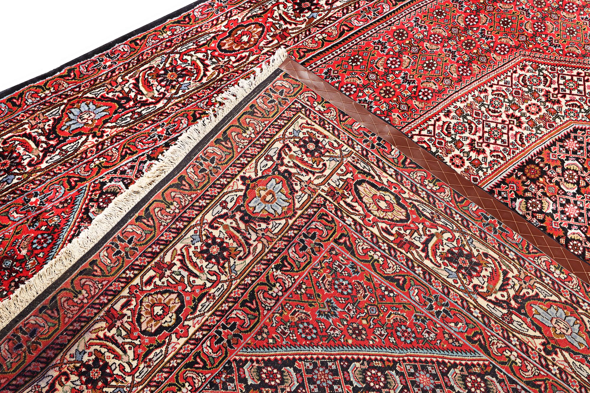 Matta, Bidjar, ca 308 x 200 cm.