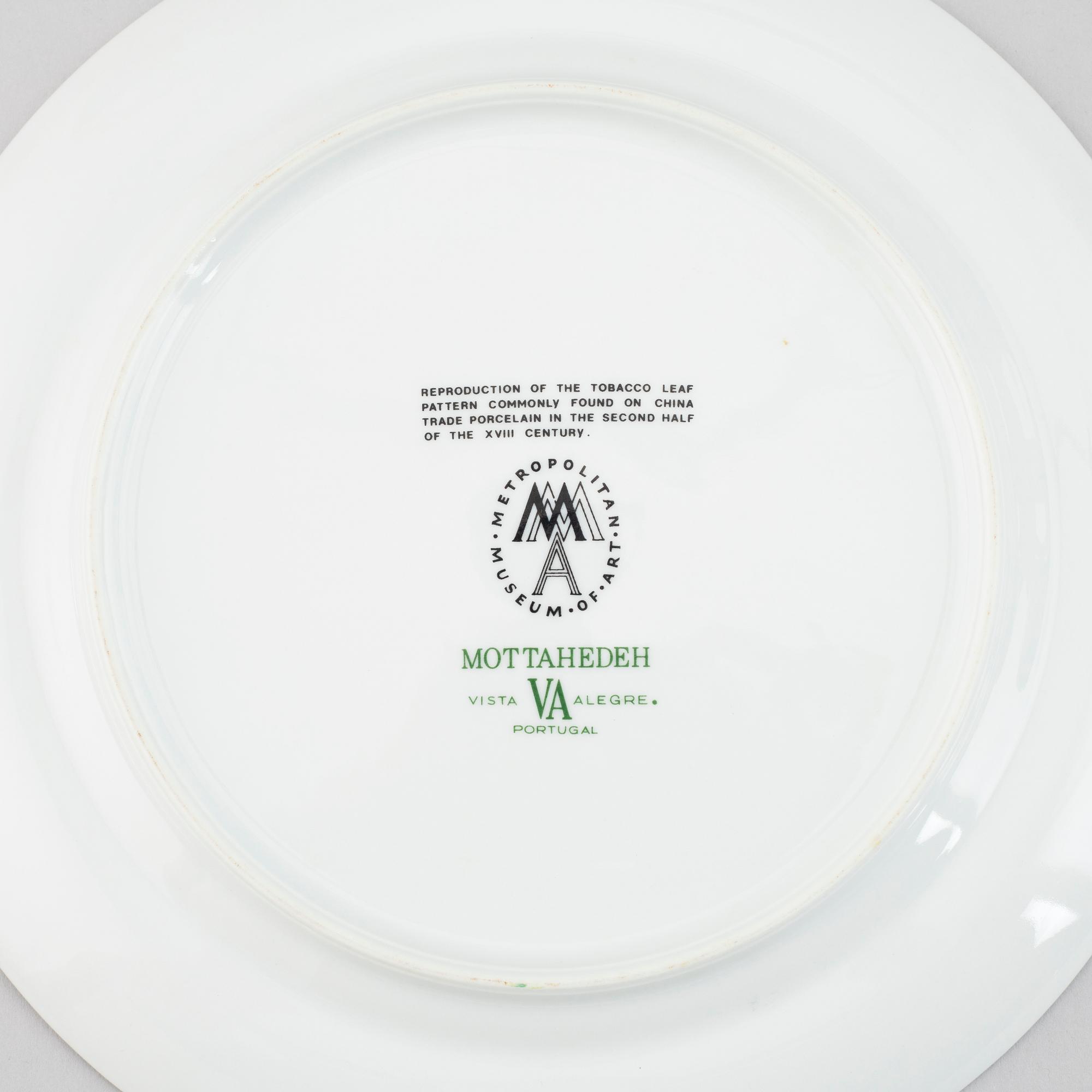A part 'Tobacco leaf' porcelain service, Mottahedeh Collection, 20th century.