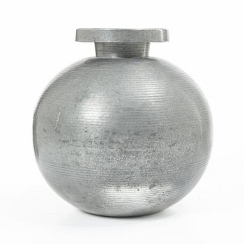 Sylvia Stave, Vase, pewter, model 5496, C.G. Hallberg, Stockholm, 1936.