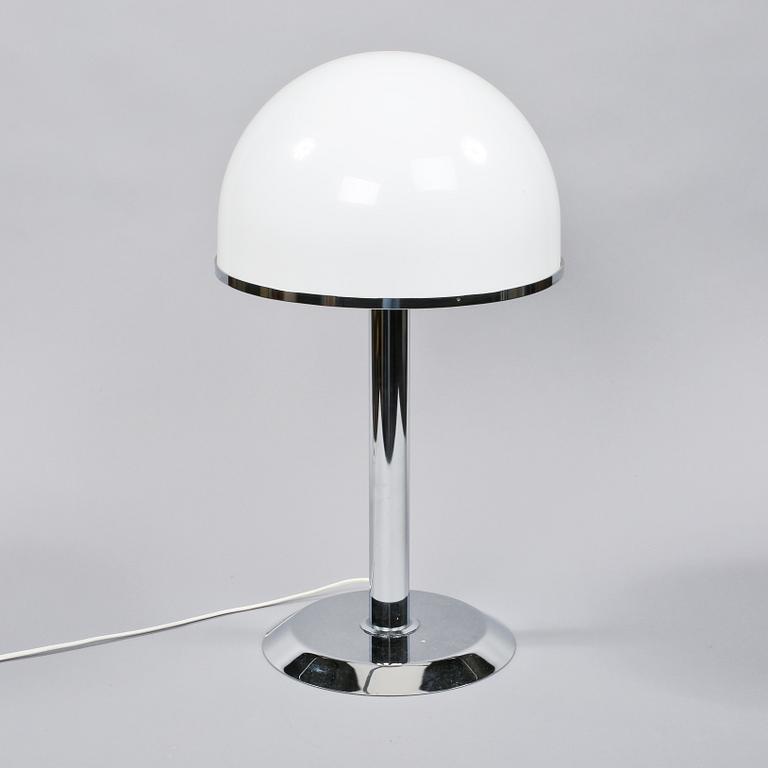 BORDSLAMPA, 1900-talets tredje kvartal.