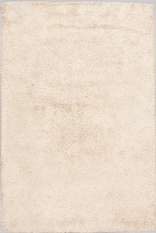MATTA, Kasthall, "Fogg", Gunilla Lagerhem-Ullberg. Ca 300 X 200 cm.