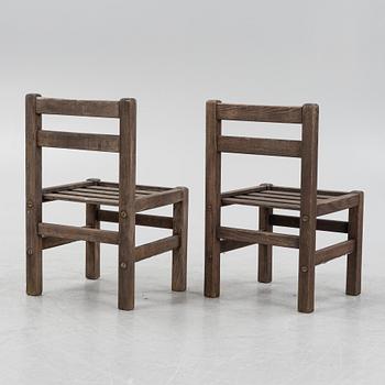Elsa Stackelberg, a table and four chairs, Fri Form, Sweden, second half of the 20th century.
