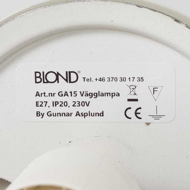 Gunnar Asplund, a 'GA15' wall light, Blond Belysning AB, 21st century.