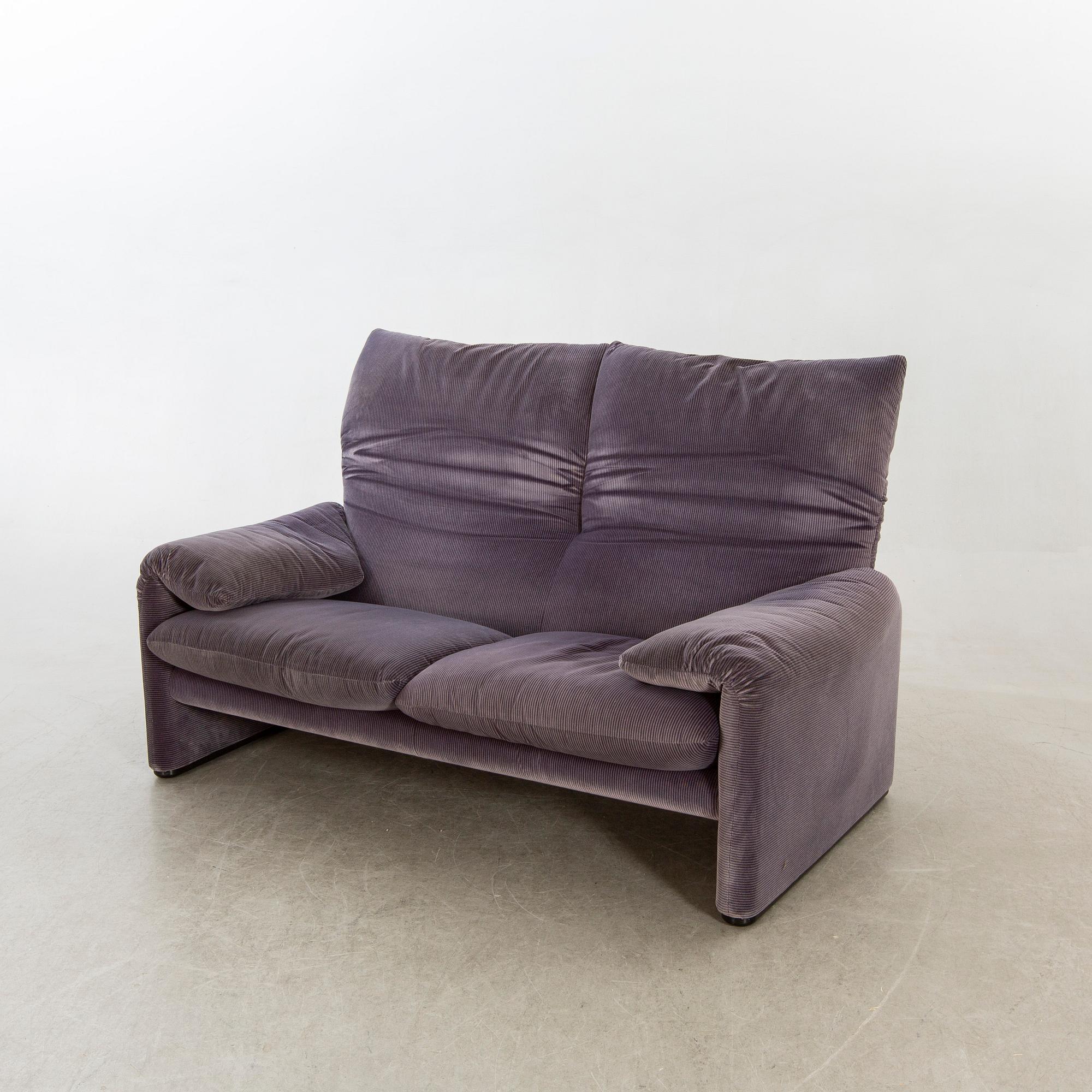 Vico Magistretti, soffa, "Maralunga", Cassina, Italien, 2000-tal.