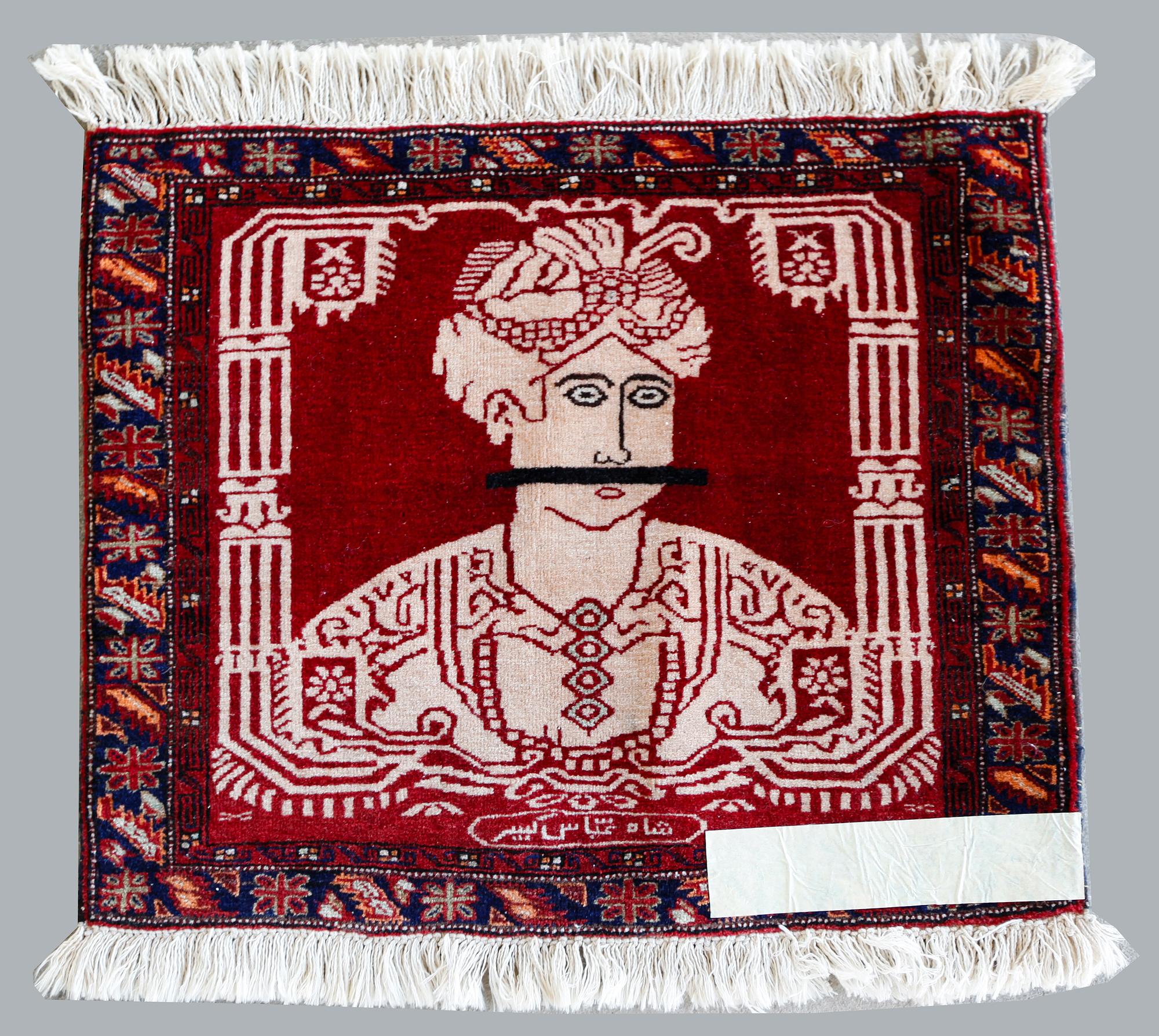 MATTOR, 2 st, orientaliska, bla figural, 85 x 65 samt 50 x 60.