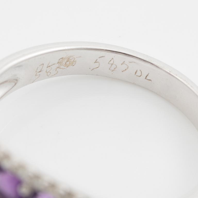 Ring, 14K white gold with amethysts and small diamonds.