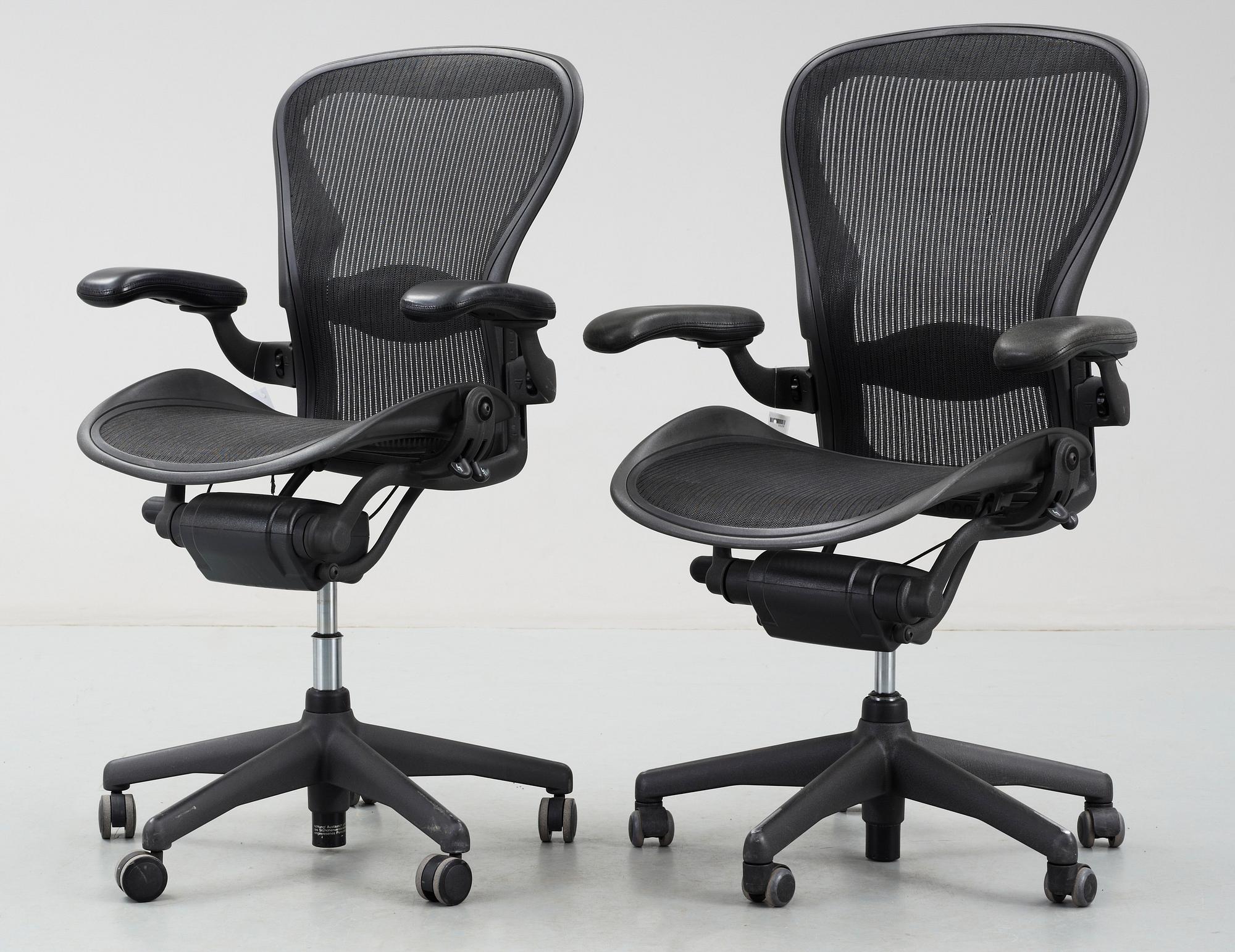 KONTORSSTOLAR, 2 st, "Aeron Chair", Herman Miller.