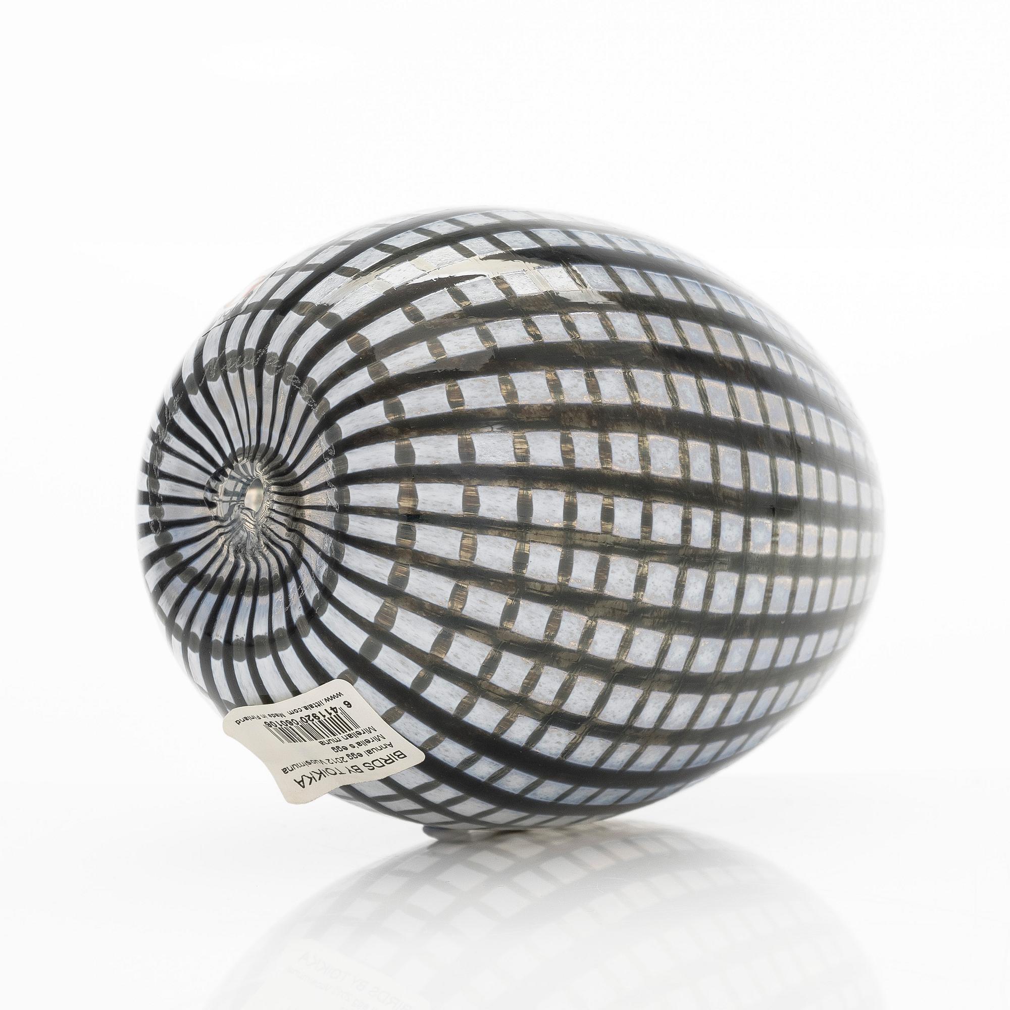 Oiva Toikka, An annual egg, 'Mirella's egg',  signed O. Toikka Nuutajärvi 2012, 65/750.