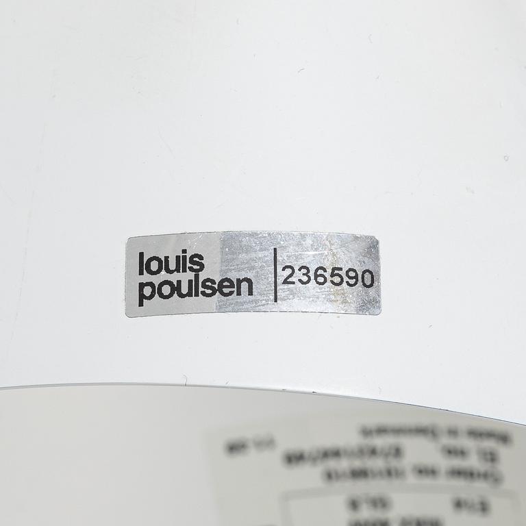 Arne Jacobsen, Wall lamps a pair model 33090 "AJ", Louis Poulsen.