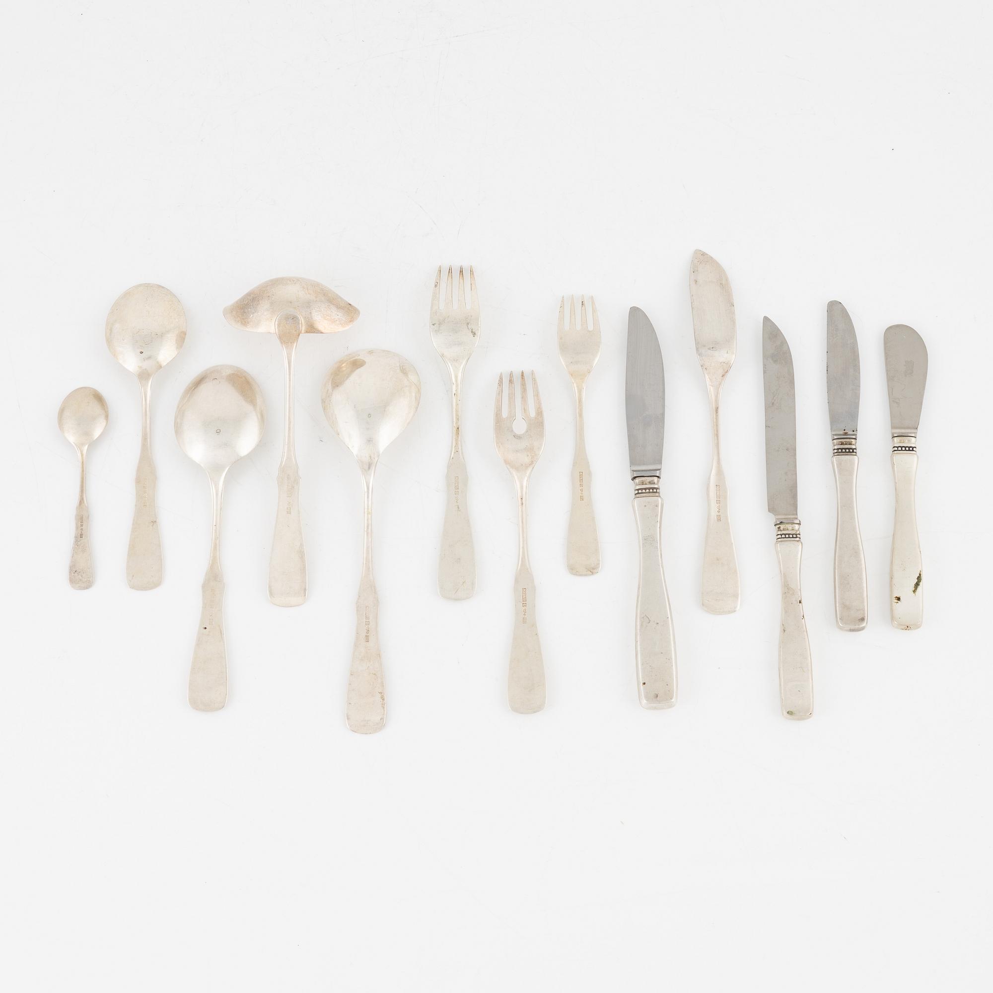 Eric Löfman, bestickservis, 39 delar, silver, modell "Uppsala", MGAB, Lidköping, 1970-75.