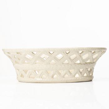 Pierced bowl, faience, 18th century.