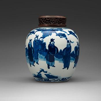 53. A blue and white jar, Qing dynasty, 19th century. With Kangxi four charakcters mark.