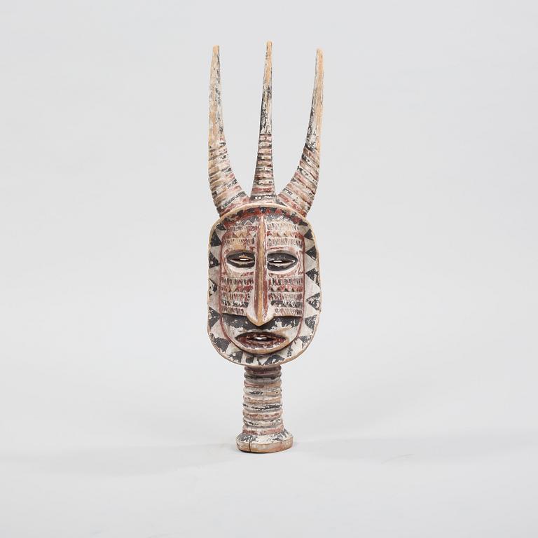 MASK, Afrika, 1900-tal.