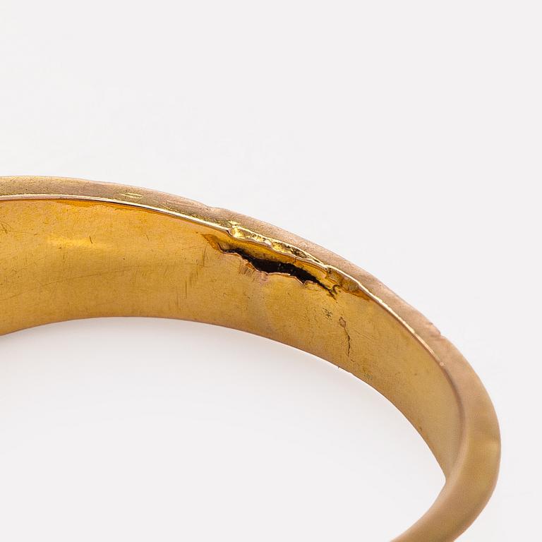Ring, 18K guld, citrin, granater, Bertil Gottfried Wikström, Nystad, 1876.