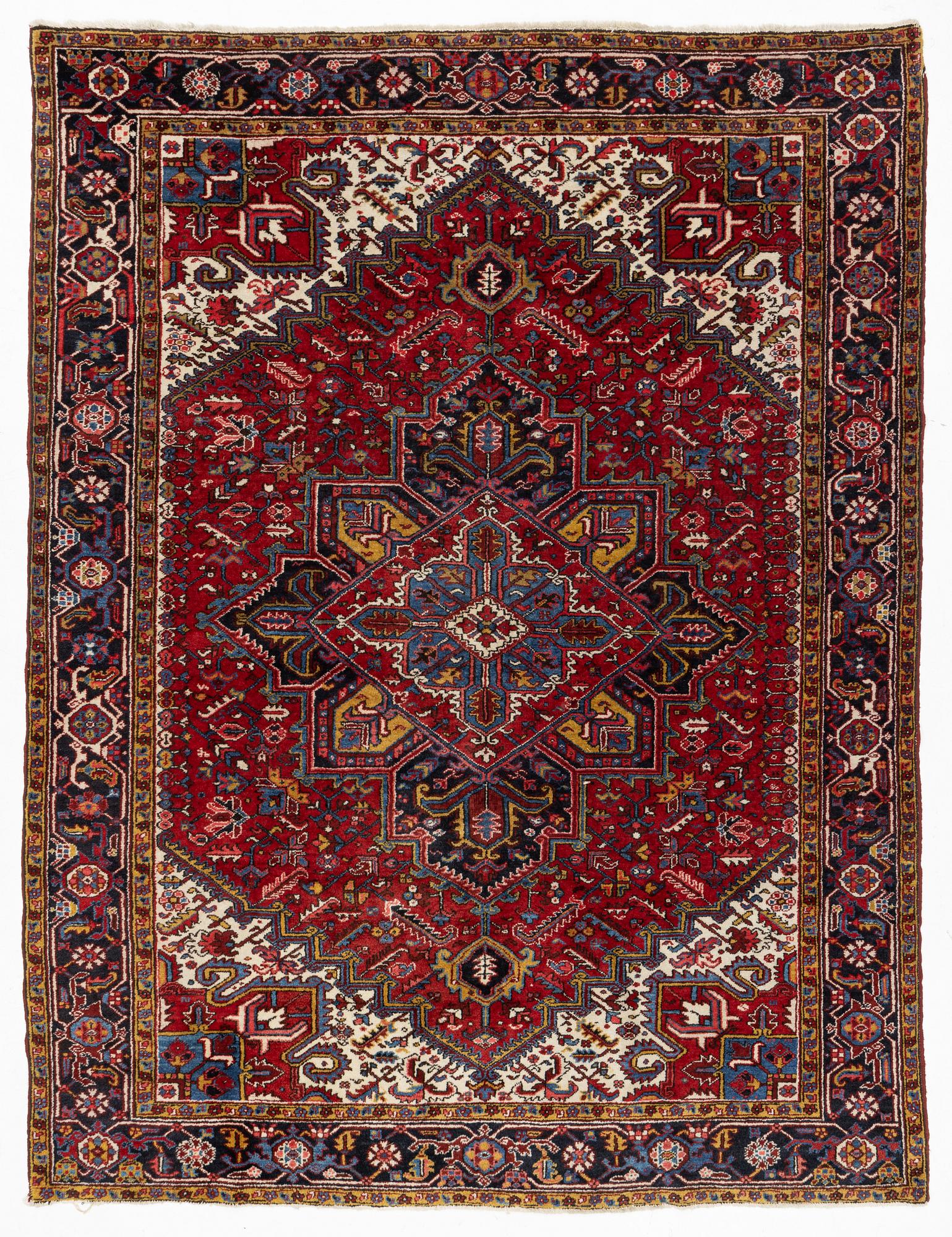 A carpet, Heriz, ca 315 x 243 cm.