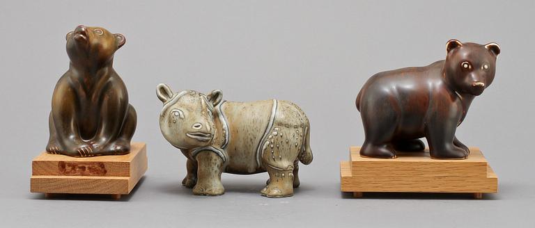 FIGURINER, 3 st, stengods, Gunnar Nylund, Rörstrand, 1900-tal.
