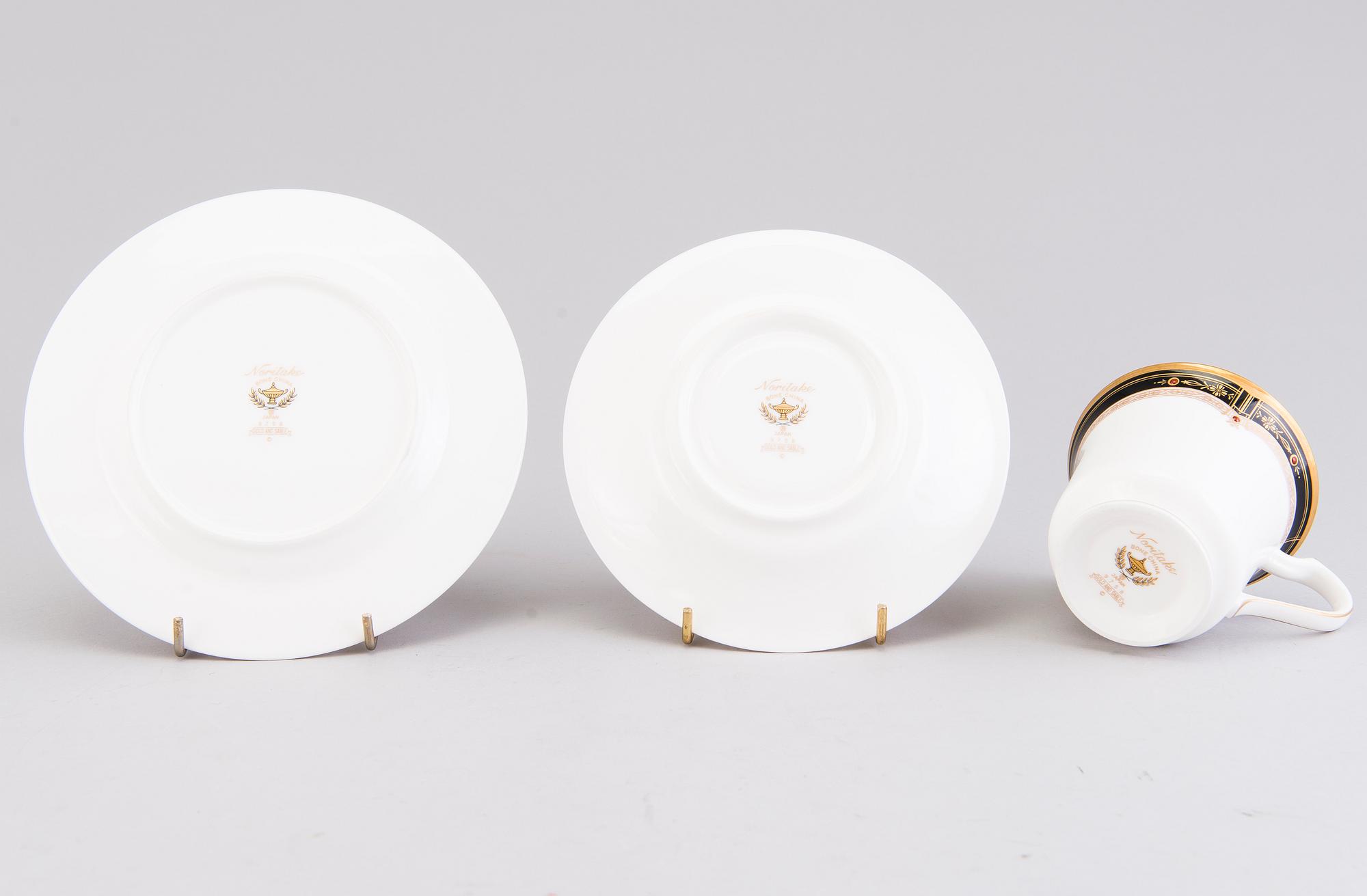 A Japanese 84-pcs Noritake porcelain coffee set and dinnerware from the end of the 20th Century.