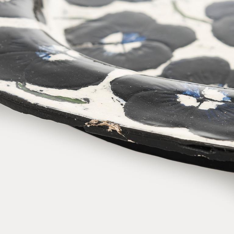 Birger Kaipiainen, dekorationsfat, stengods signerat Kaipiainen.