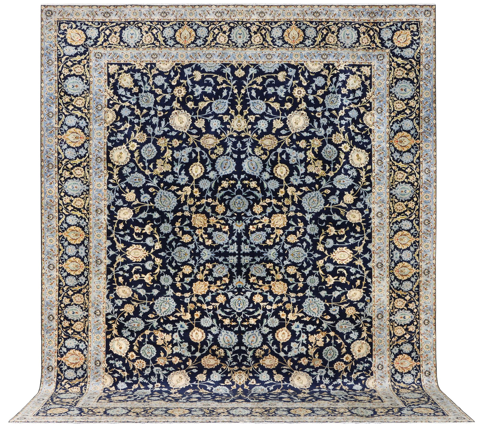 A Kashan carpet, c. 395 x 305 cm.