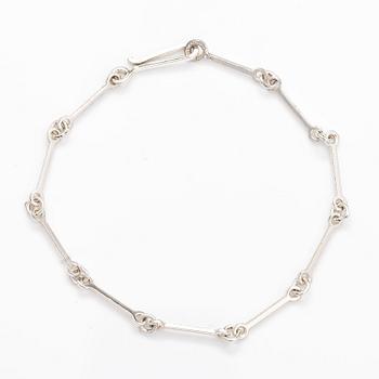 BJÖRN WECKSTRÖM, A sterling silver necklace "Nectaris" with acrylic and a bracelet. Lapponia 1978 and 1998.