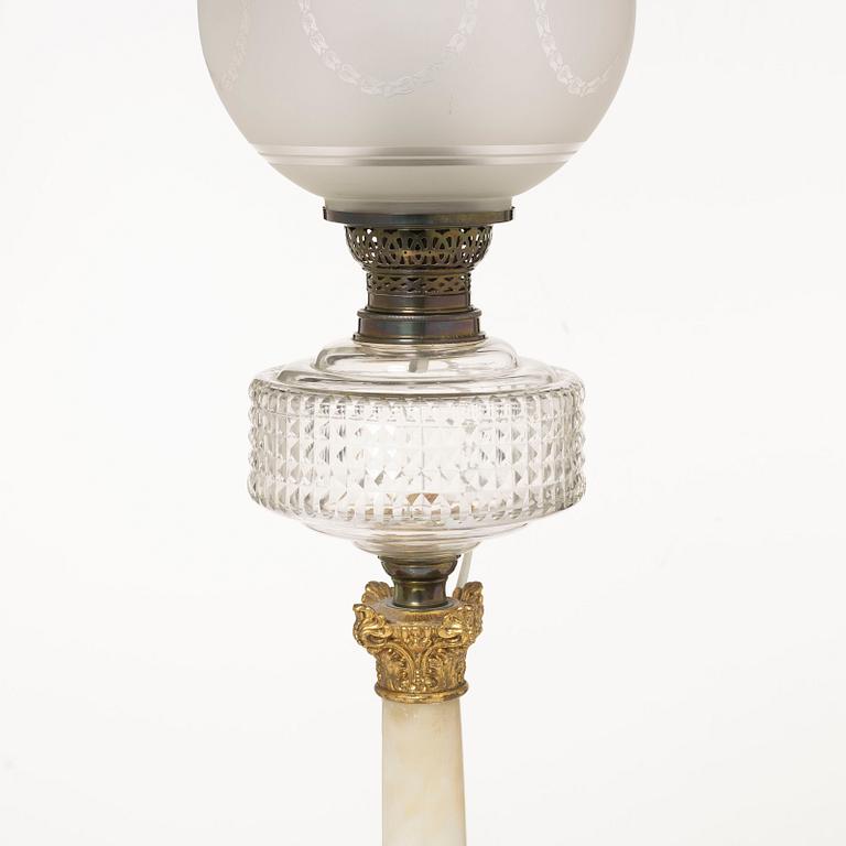 Bordslampa, omkring år 1900.