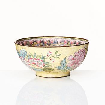 An enamel on copper bowl, Qing dynasty, 18th/19th Century.