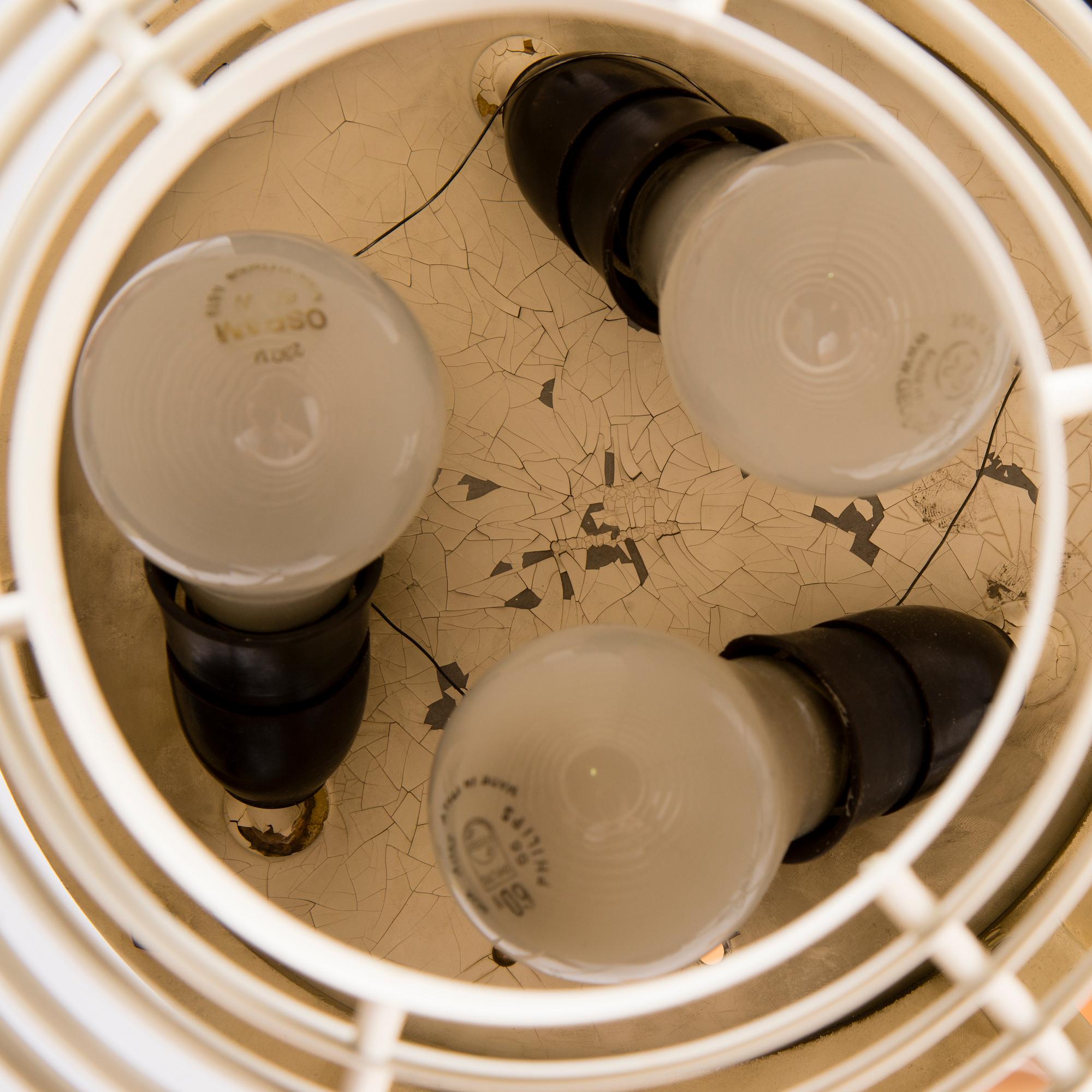 Alvar Aalto, A ceiling light model A622A Valaistustyö.