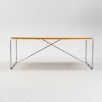 Niels Jørgen Haugesen, a model '4750' dining table from Fritz Hansen, Denmark 1988.