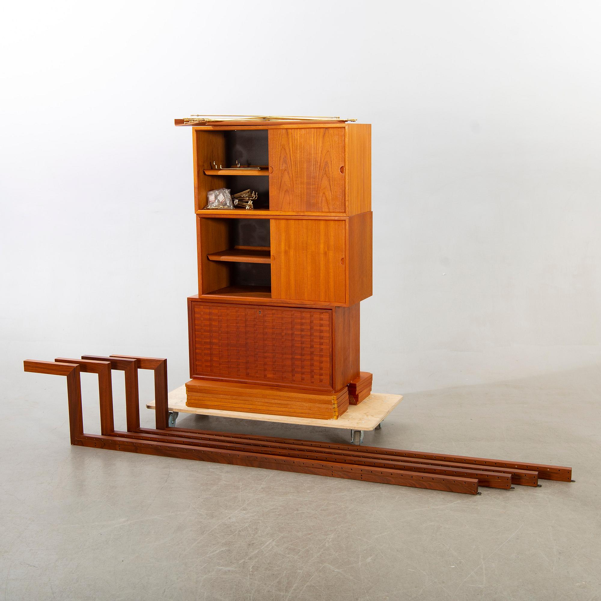 Poul Cadovius, "Royal System", hyllsystem, teak.