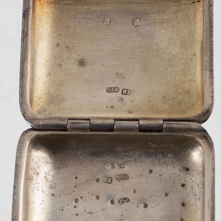 Cigarettetui, silver, St Petersburg, Ryssland, efter 1882.