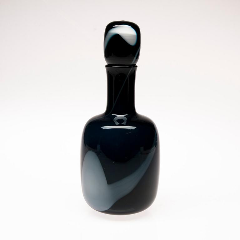 KARAFF, glas, "Blues", signerad Timo Sarpaneva 165/1995. Iittala.