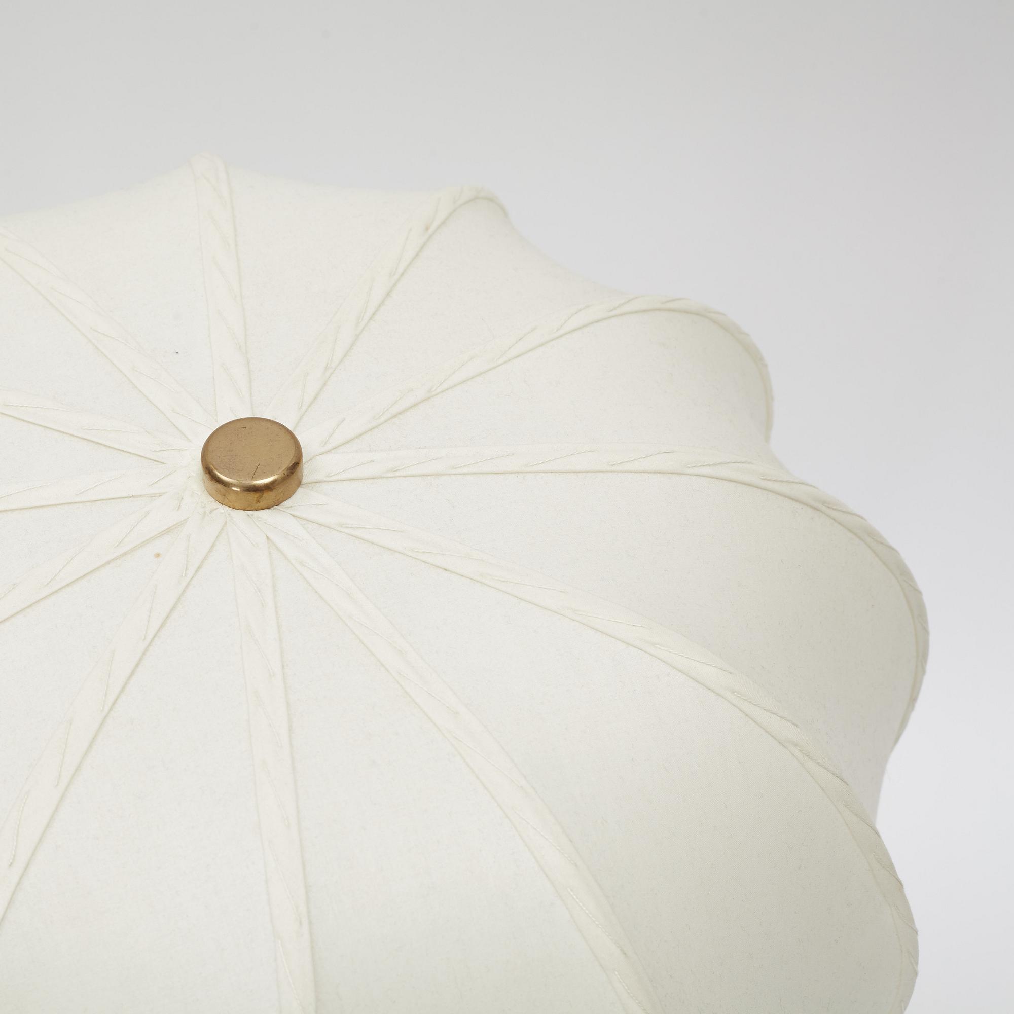 Josef Frank, bordslampor, ett par, modell 2466,  Firma Svenskt Tenn.