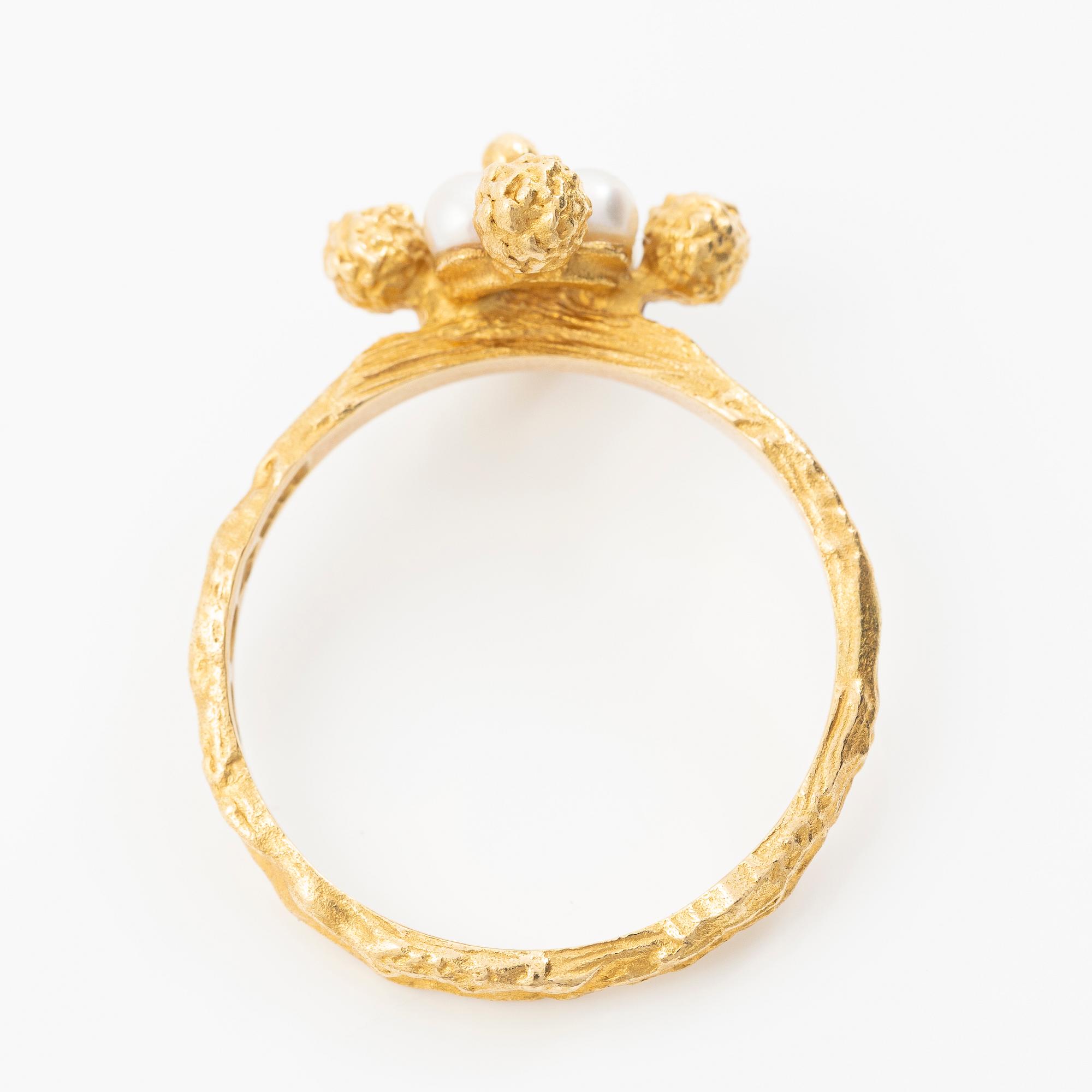 Björn Weckström, ring, "Pearlflower", Fyrklövern Lapponia, Finland, 2003.