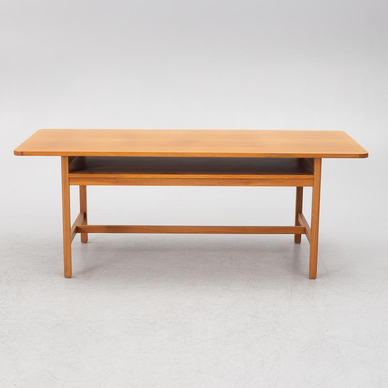 Josef Frank, soffbord, modell 2125, Firma Svenskt Tenn, 1960-tal.