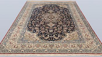 Matta, semiantik Nain, part silk, s.k. Tuteshk, ca 310 x 193 cm.