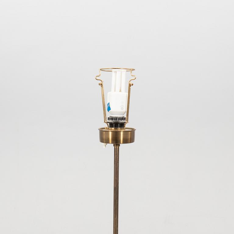 Josef Frank, golvlampa, modell 2326, Firma Svenskt Tenn.