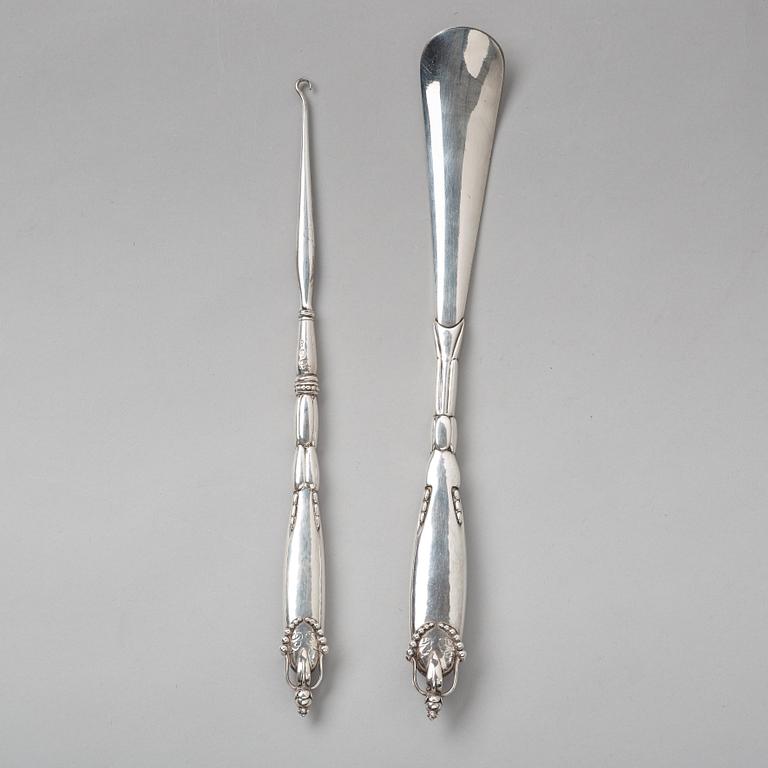 Georg Jensen, skohorn och kängknäppare, Köpenhamn ca 1918-20, 830/1000 silver.