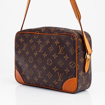 Louis Vuitton, "Trocadero 27", väska.