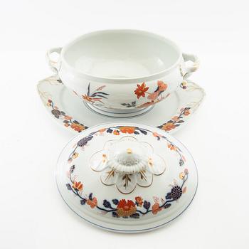 Tureen with lid and platter Vista Alegre Portugal second half of the 20th century porcelain.