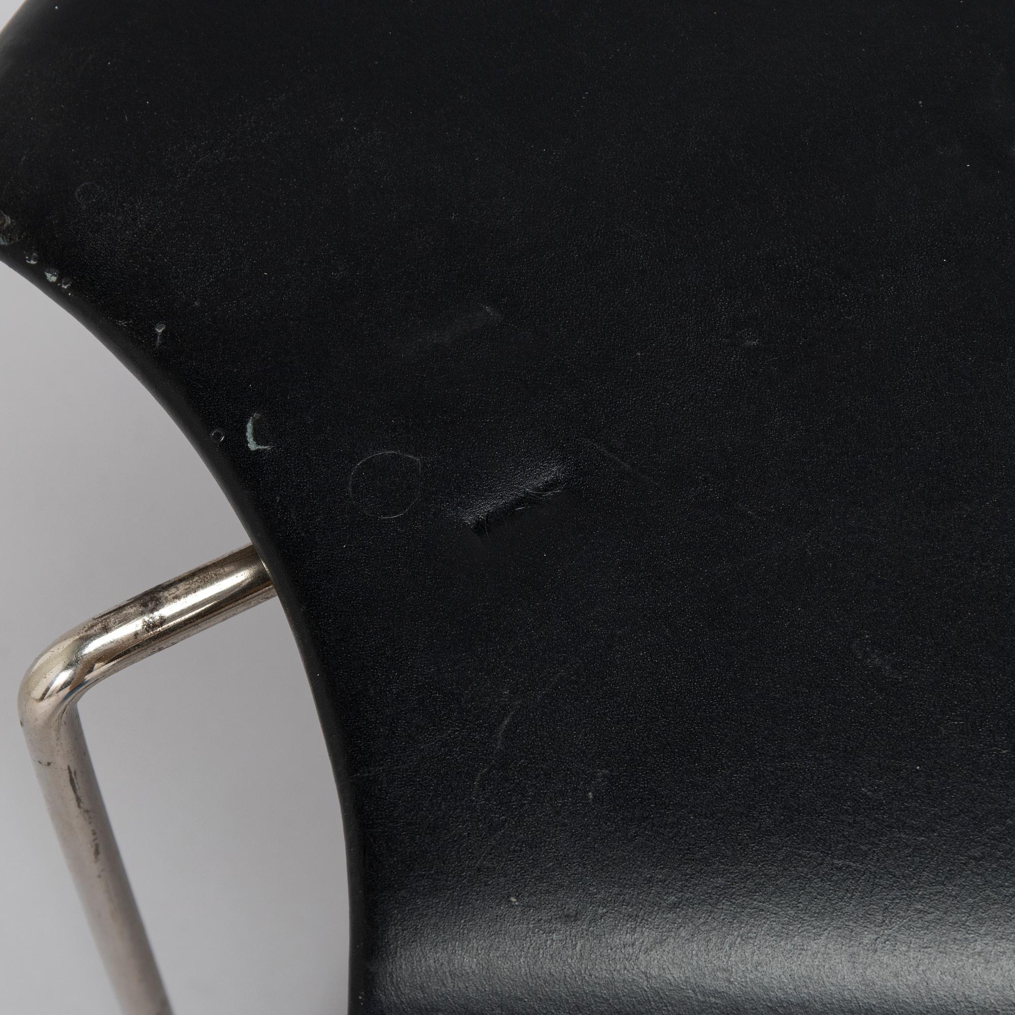 Rolf Erik Nyman, four 1950s model 47 stools for Sope Kaluste Oy.